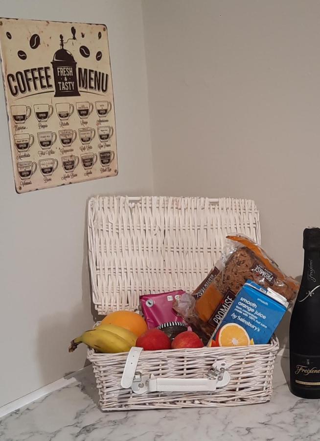 Newly Refurbished 2Nd Floor Apartment Lil Nauti Fowey Eksteriør billede